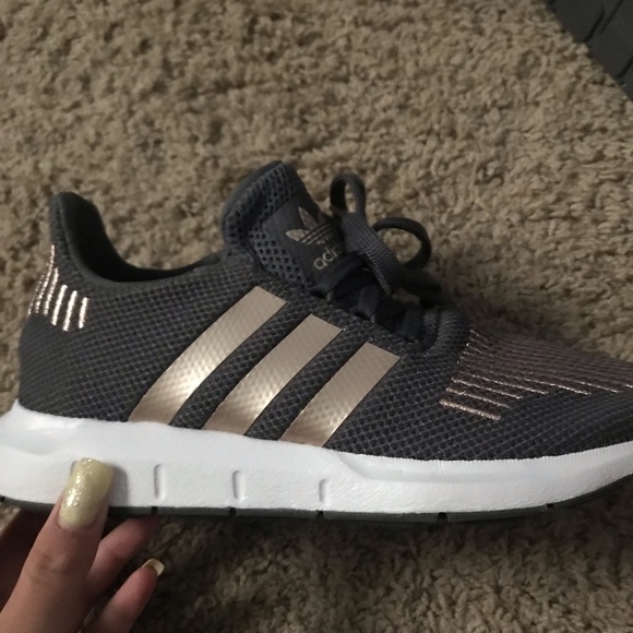 adidas swift size 4